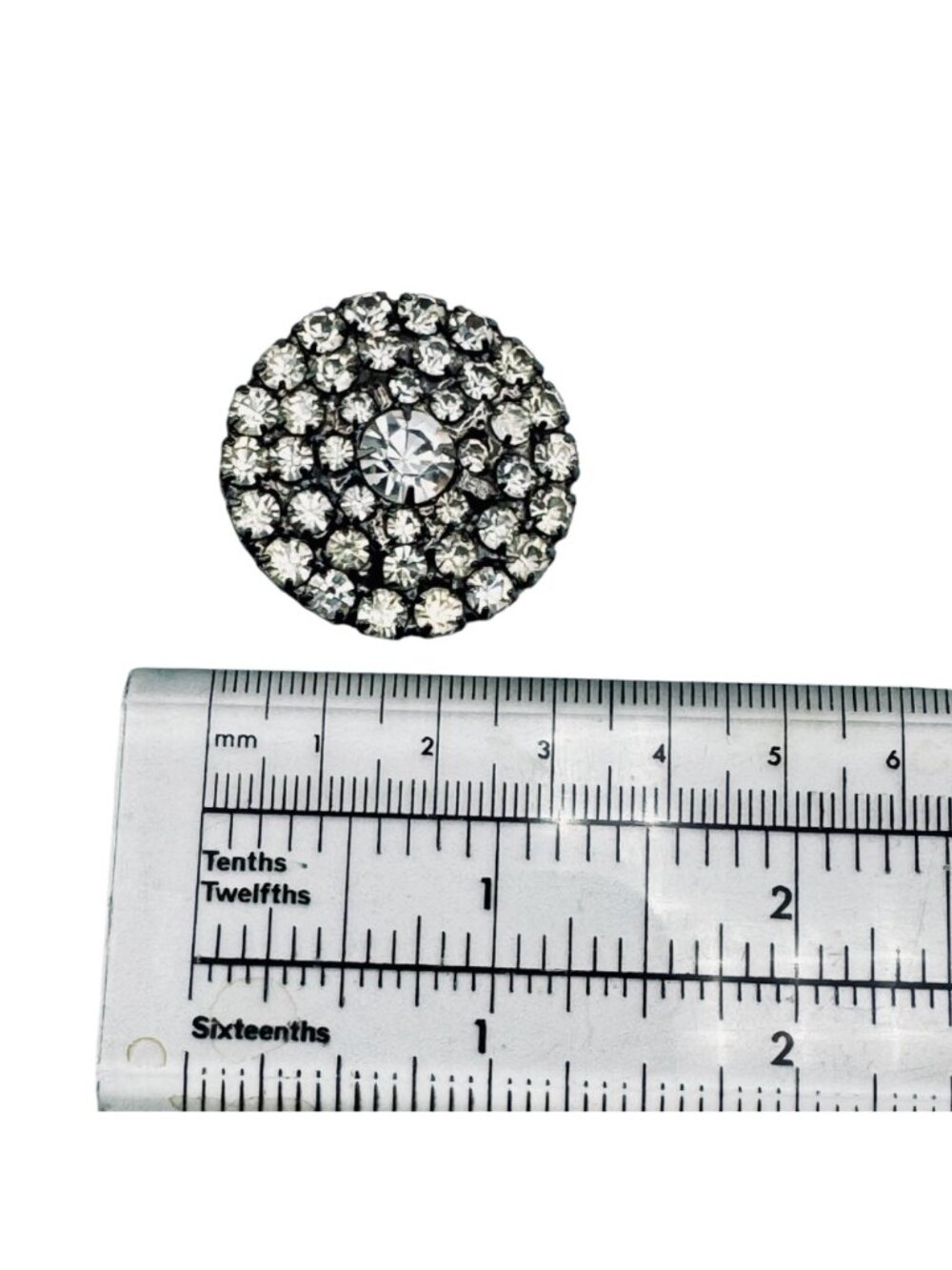 Vintage Rhinestone Brooch Japanned 1940s Dome Cluster Clear Prong Set Retro Glam - Picture 7 of 7